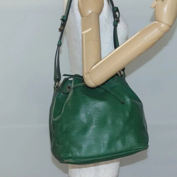 LOUIS VUITTON Epi Petit Noe Shoulder Bag Green M44104 LV Auth 127973 - Picture 1 of 16